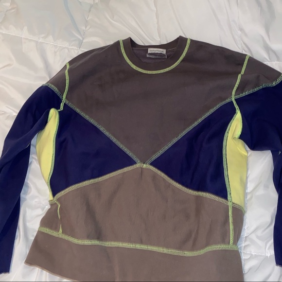 Urban Outfitters Sweaters - NWOT Urban Outfitters crewneck sweater